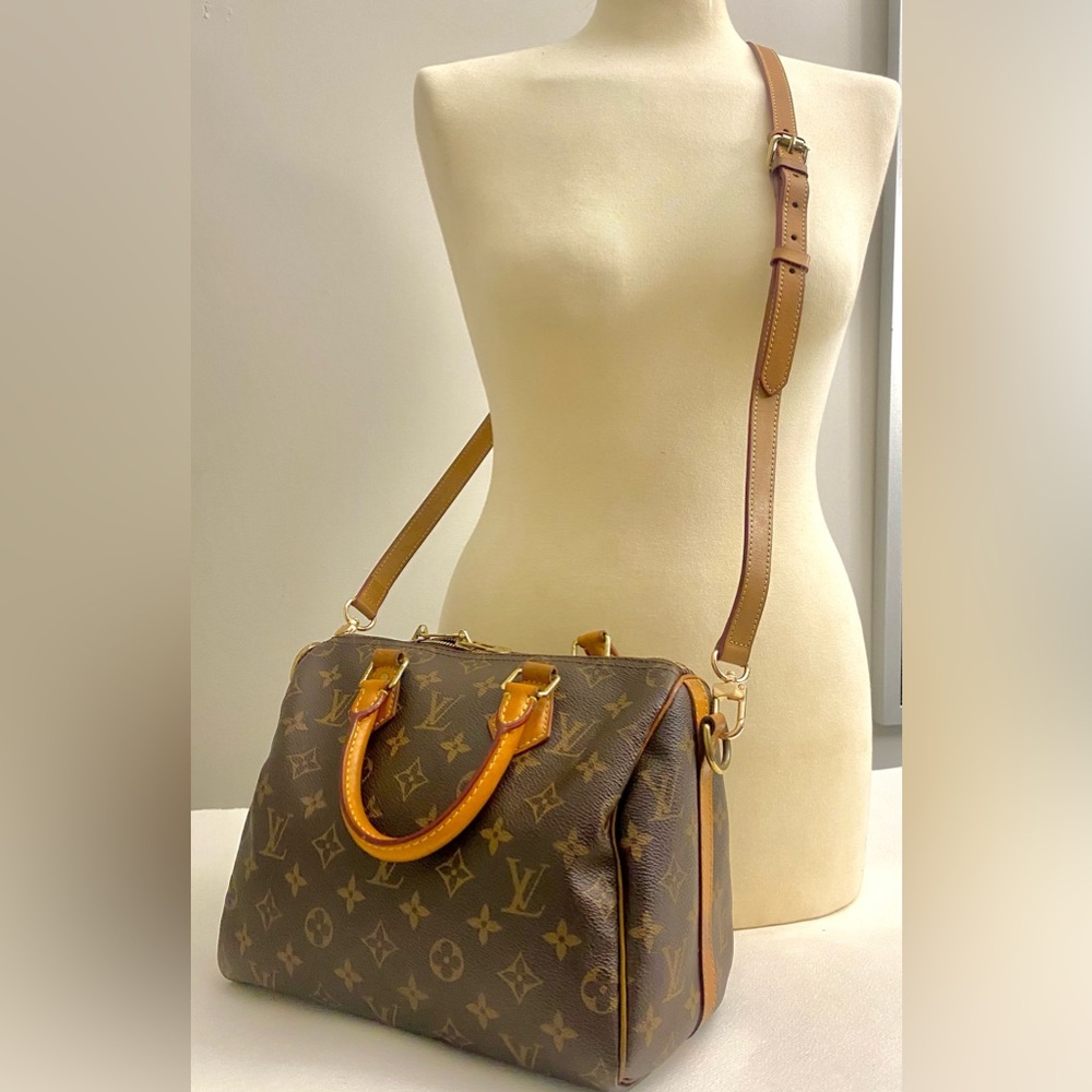 Auth Louis Vuitton Speedy 25 Bandouliere Monogram Canvas Satchel/crossbody